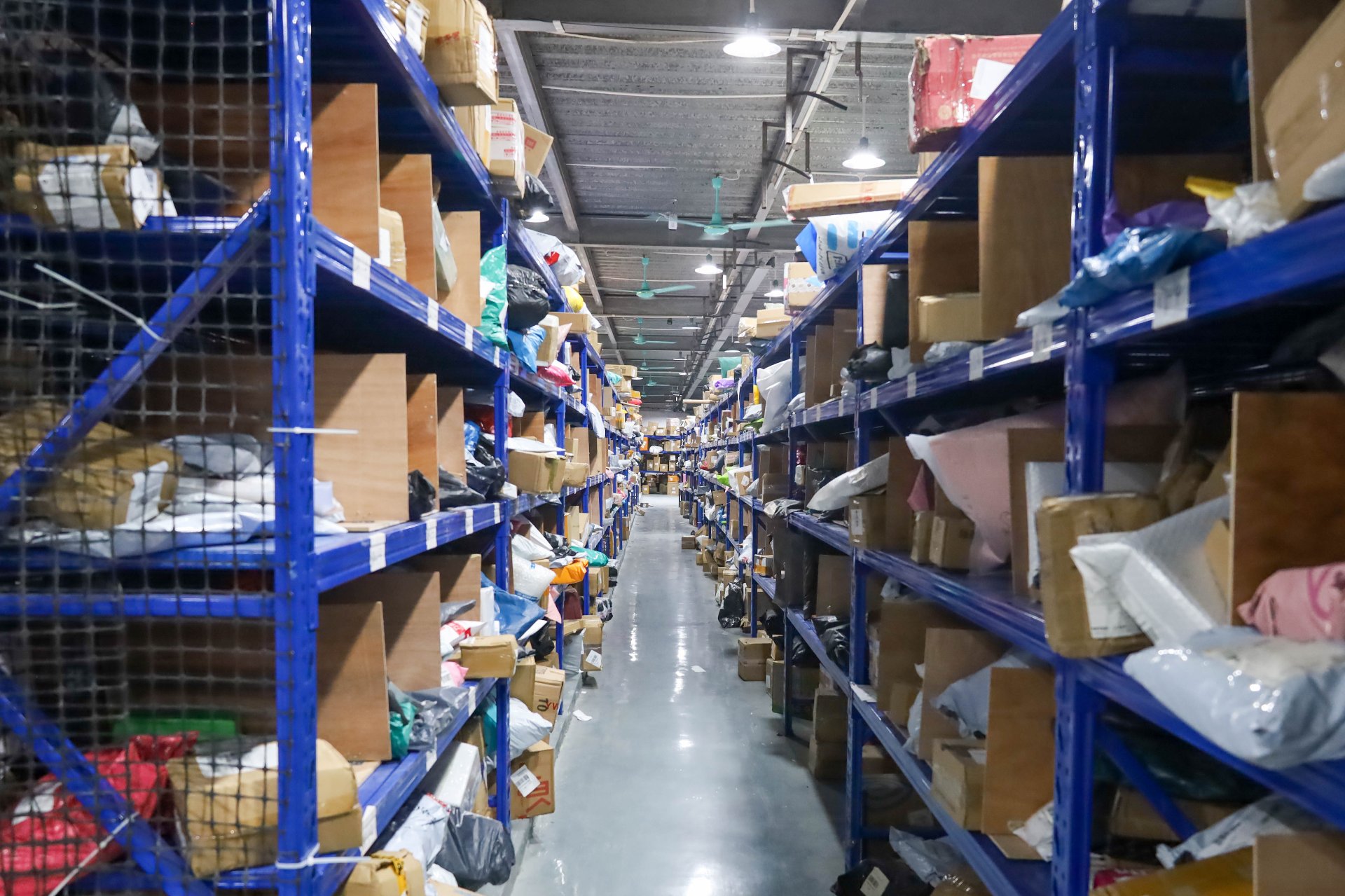 Rack Aisles · Numbered zone management